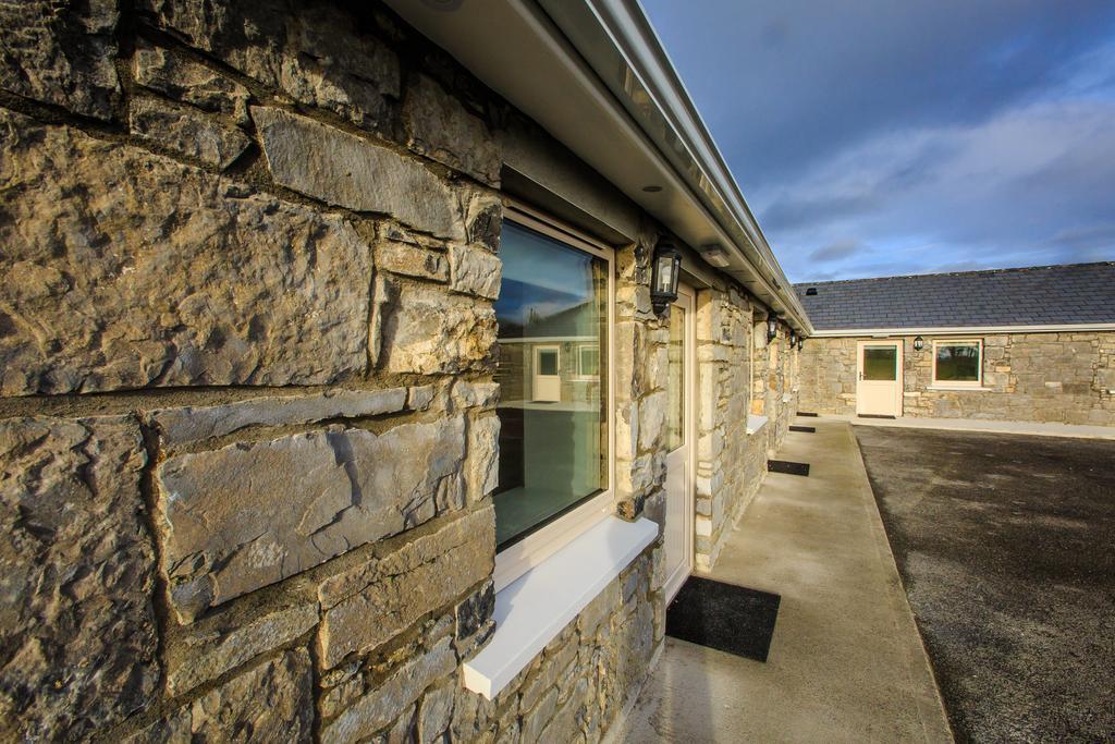 The Red Cottage & Stables Sligo Bagian luar foto