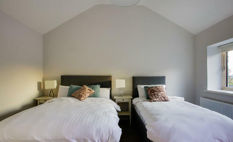 The Red Cottage & Stables Sligo Bagian luar foto